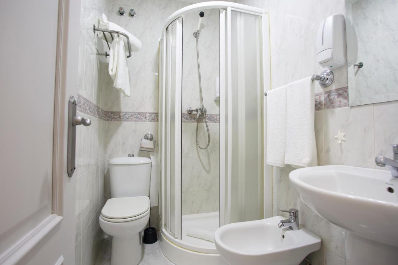 Hostal CostA Coruña Buitenkant foto
