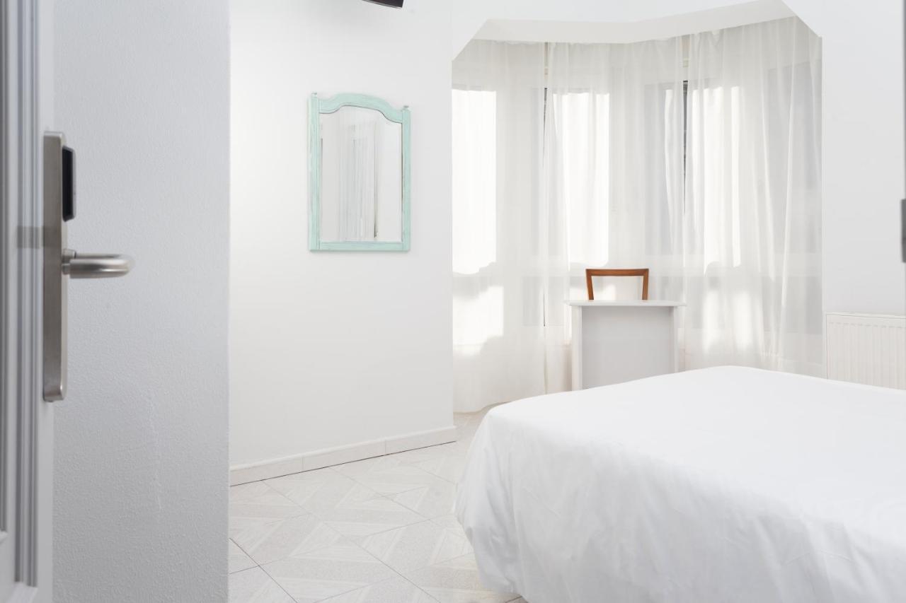 Hostal CostA Coruña Buitenkant foto